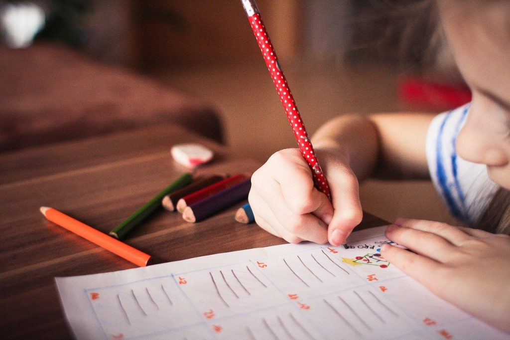 enfant stage scolaire devoir